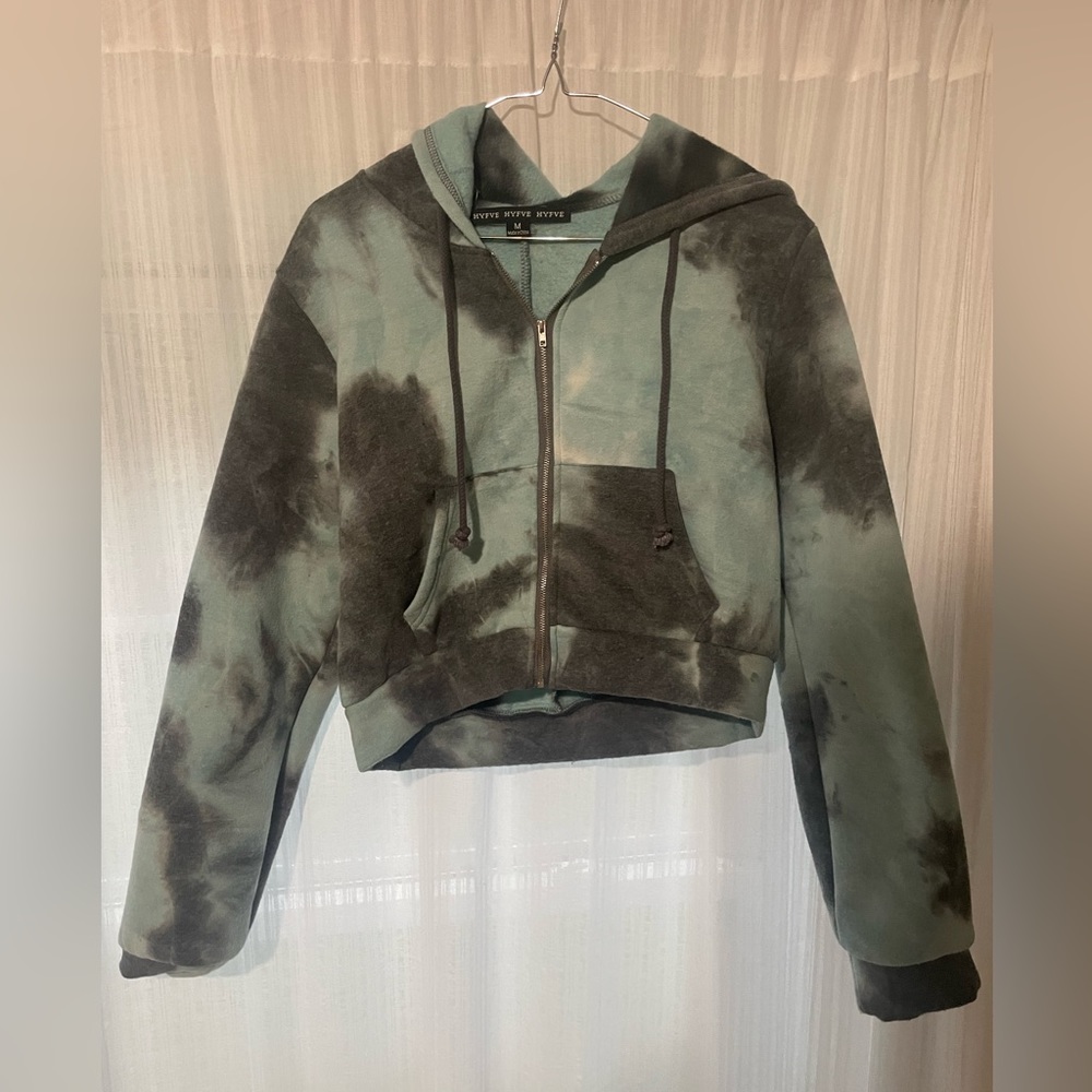 Blue tiedye, HYFVE, cropped, hoodie. Size medium.